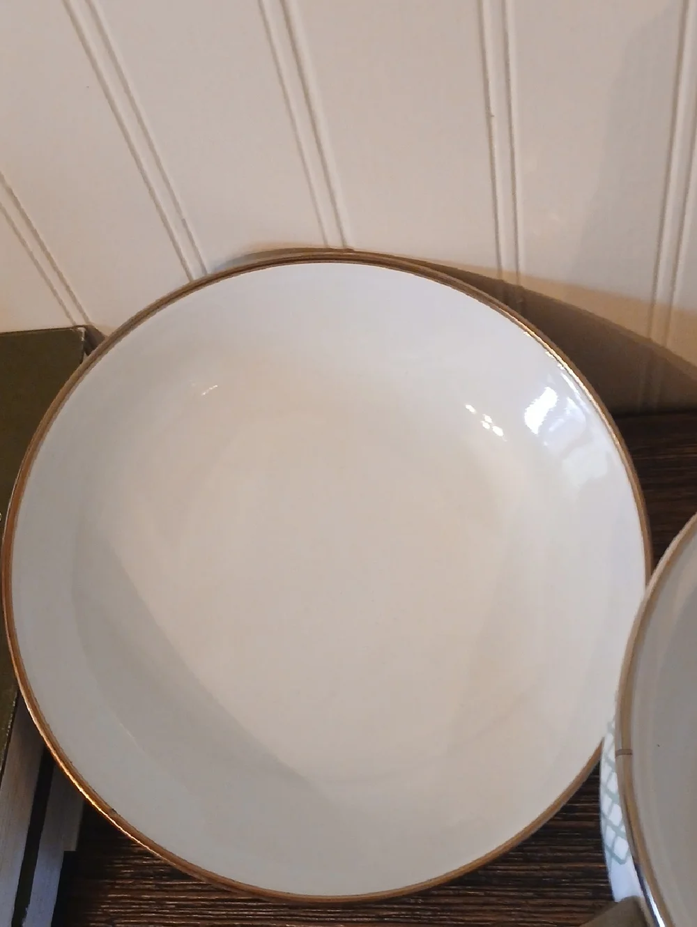 Vintage Regency Club Enamelware Pot &Lid Floral Print Brass Handles